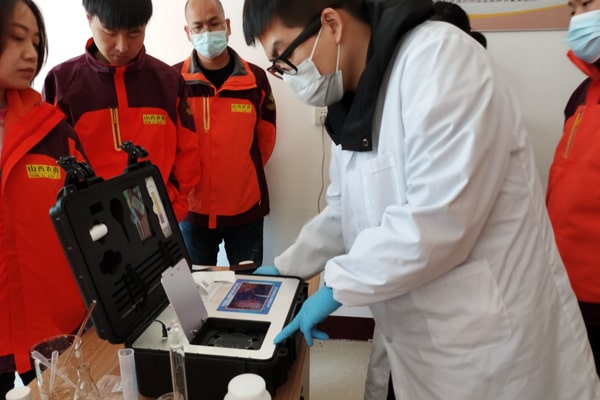 山西農(nóng)資集團購買恒美多臺土壤檢測儀器